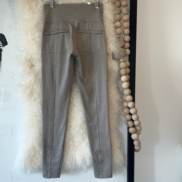 Athleta, Delancey Leggings, XXS - Picture 2 of 11